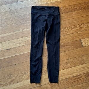 Lululemon fast and free high rise HR tight leggings 25” black with pockets